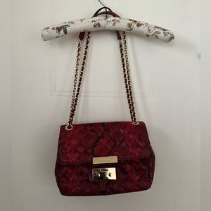 Micheal Kors snakeprint bag